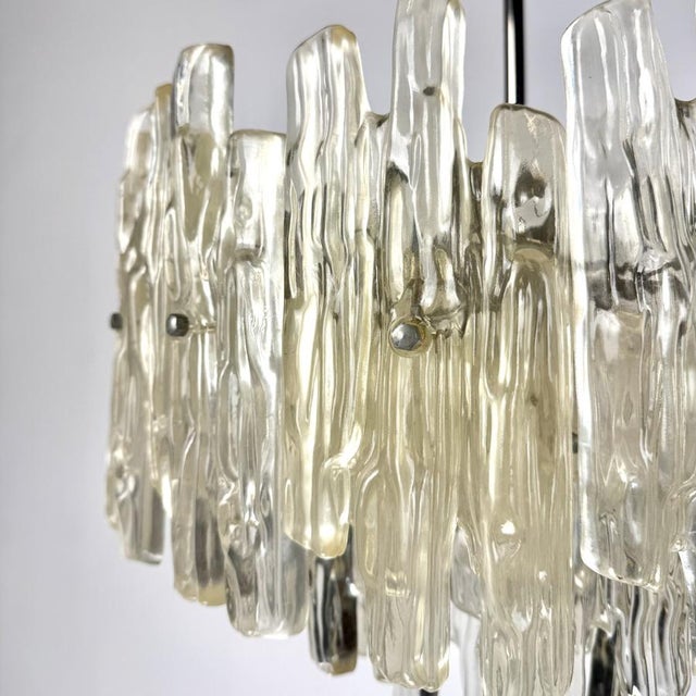 Silver Large Icicle Acrylic Glass Chandelier from Kalmar, 1960s For Sale - Image 8 of 9