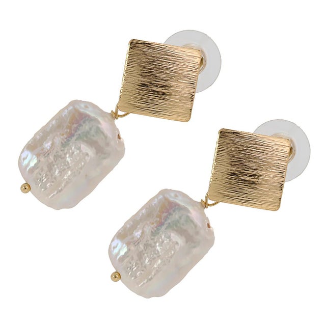 Modern Pearl & Gold Cleopatra Earrings, A Pair For Sale - Image 3 of 7