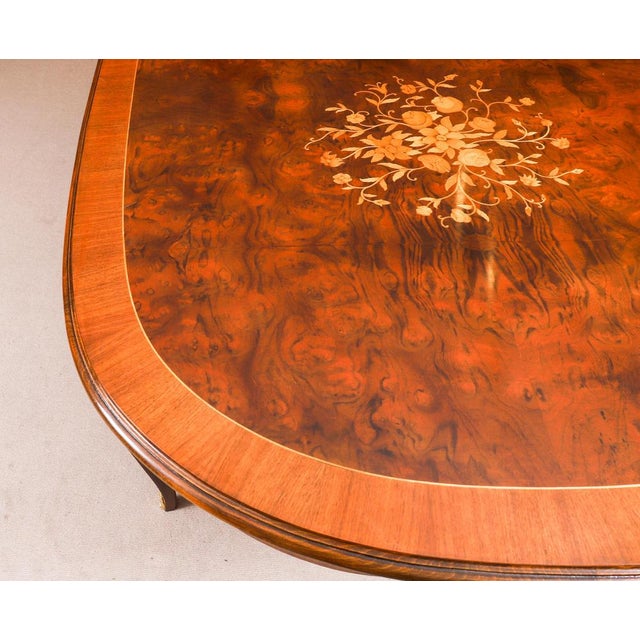 Antique French Louis Revival Dining Table and Chairs in Walnut, 1920s, Set of 13 For Sale - Image 10 of 18