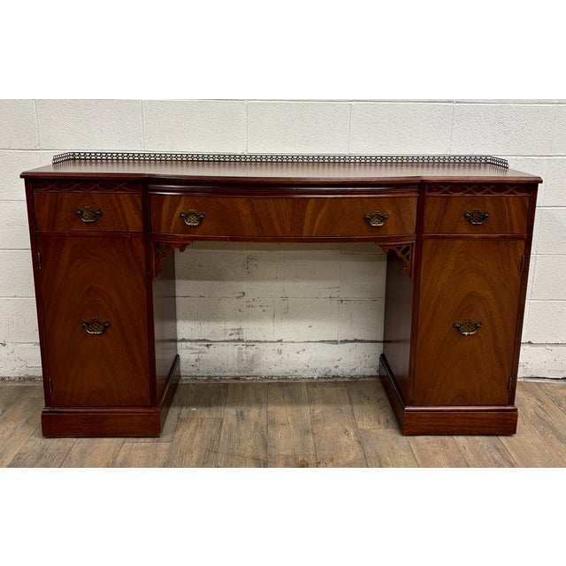 Chippendale Vintage Chippendale Style Galleried Mahogany Sideboard Buffet Console Desk For Sale - Image 3 of 17