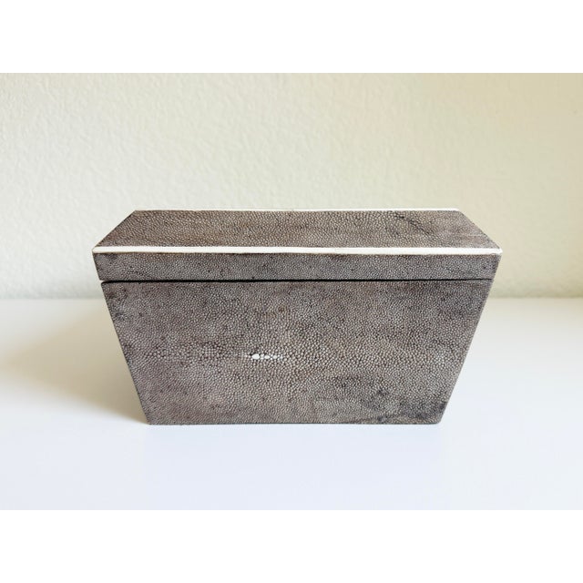 Contemporary Large R & Y Augousti Shagreen Box With Bone Inlay, Late 20th Century For Sale - Image 3 of 18