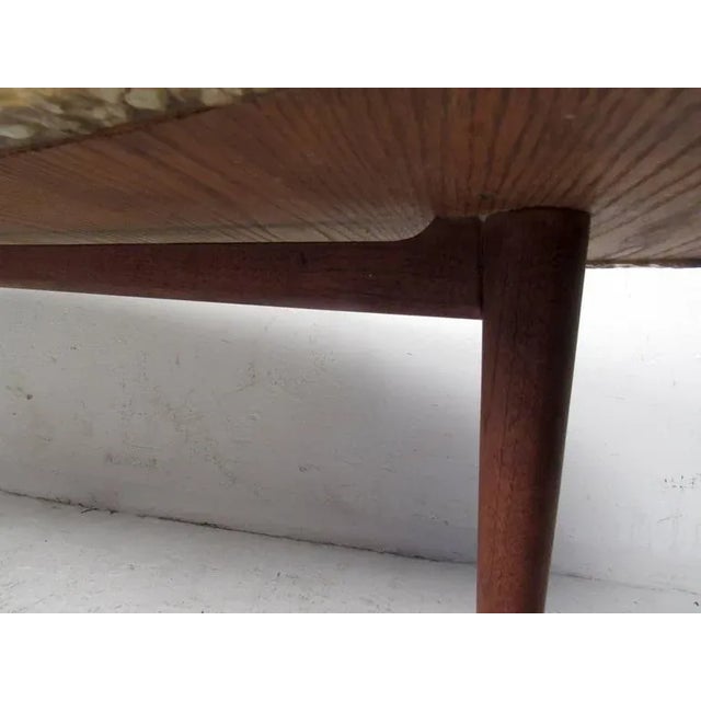 Italian Modern Kidney Shaped Coffee Table For Sale In New York - Image 6 of 9