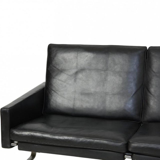 PK31 2-Seater Sofa in Black Aura Leather by Poul Kjærholm, 1985 For Sale - Image 3 of 18