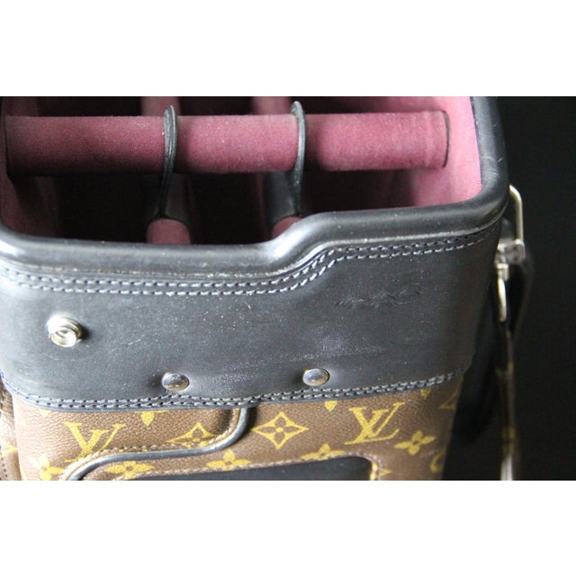 Louis Vuitton Golf Bag, Limited Edition, 2010s For Sale - Image 15 of 18