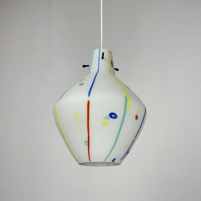 Mid-Century Modern Murano Glass Pendant Lamp, 1960s, in Very Good conditions. Designed 1960 to 1969 Up to 250V (Europe/UK...