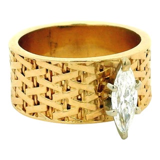 1970s FJG 14k Gold Basket-Weave Ring With Marquise Diamond, Size 5 For Sale