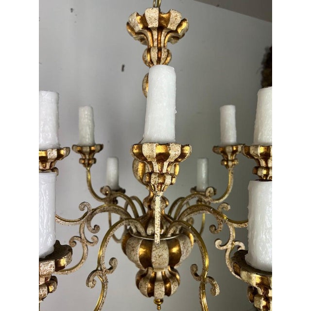 Wood 1930s Italian (12) Light Painted & Parcel Gilt Chandelier For Sale - Image 7 of 11