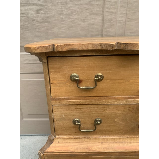 Wood Antique Scandinavian Pine Bombay Chest With Sculptural Silhouette For Sale - Image 7 of 14