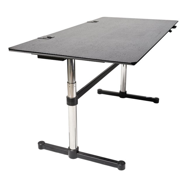 Usm Kitos M Plus Height-Adjustable Table in Black Oak from USM Haller For Sale