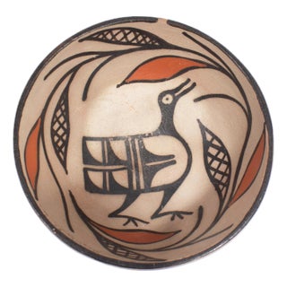 Signed 2008 Santo Domingo Pueblo Pottery Bowl With Bird by Ione Coriz For Sale