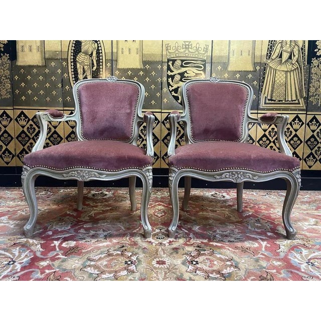 Set of Louis Xv Style Cabriolet Armchairs in Velvet For Sale - Image 6 of 6