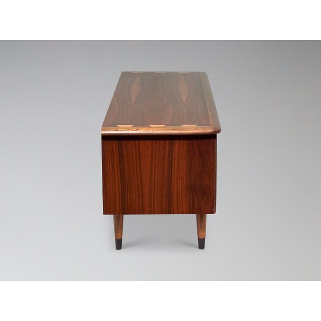 Brown Vintage Lane Acclaim Walnut Cedar Blanket Chest For Sale - Image 8 of 18