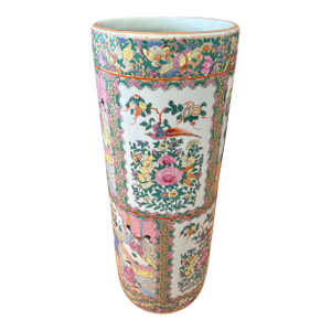 Very Large Chinese Porcelain Rose Medallion Umbrella Stand