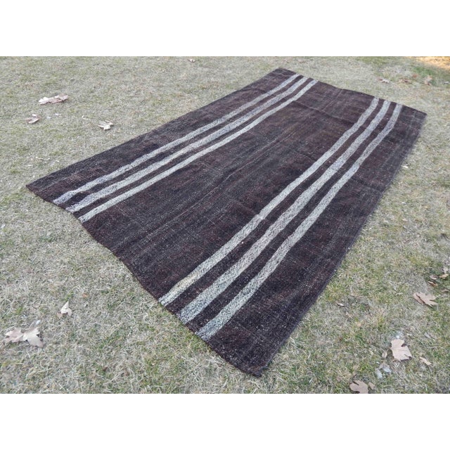 Vintage Goat Hair Turkish Kilim Rug 5′5″ × 9′10″ For Sale - Image 11 of 11