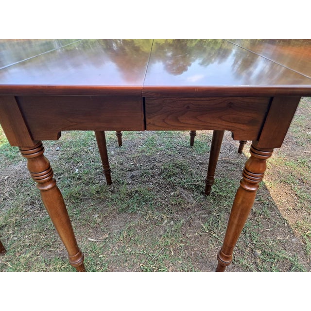 1990s Wooden Henkel Harris Cherry Dining Table Virginia Galleries Gate Leg Drop Leaf Table For Sale - Image 17 of 17