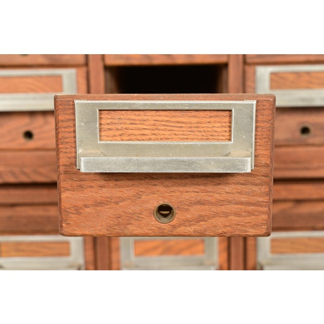 Brown Remington Rand Style Mid-Century Modern 30-Drawer Oak Library Card Catalog, Circa 1960s For Sale - Image 8 of 16