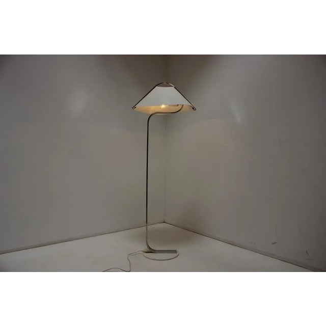 White Floor Lamp, Italy, 1970s For Sale - Image 8 of 14