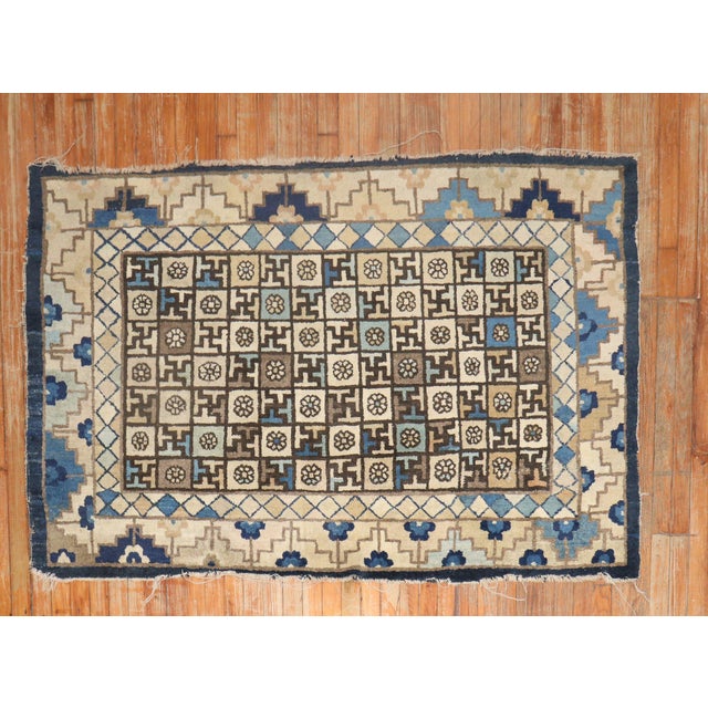 Mid 19th Century Geometric Chinese Rug For Sale In New York - Image 6 of 18