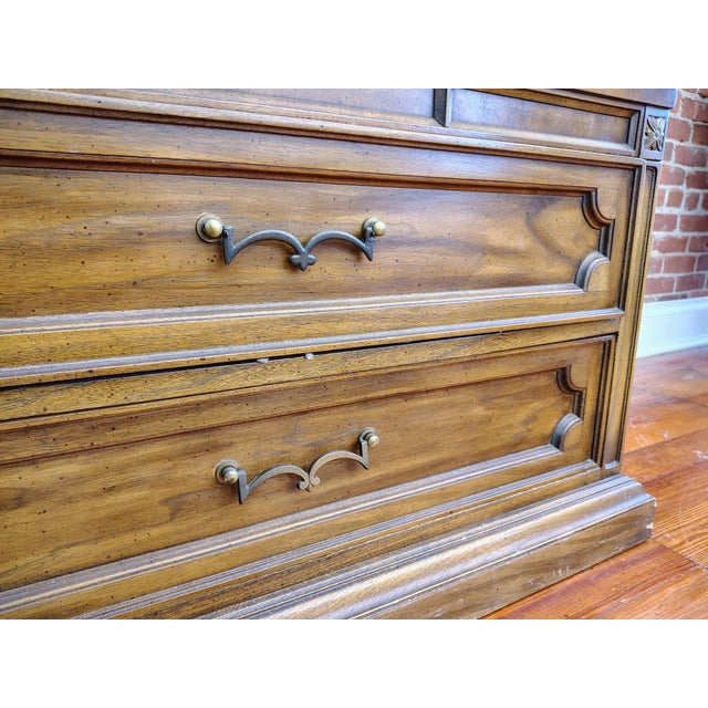 Vintage Chamberlain’s Two-Piece Walnut Display Cabinet With Lighting With Striped Interior For Sale - Image 12 of 14