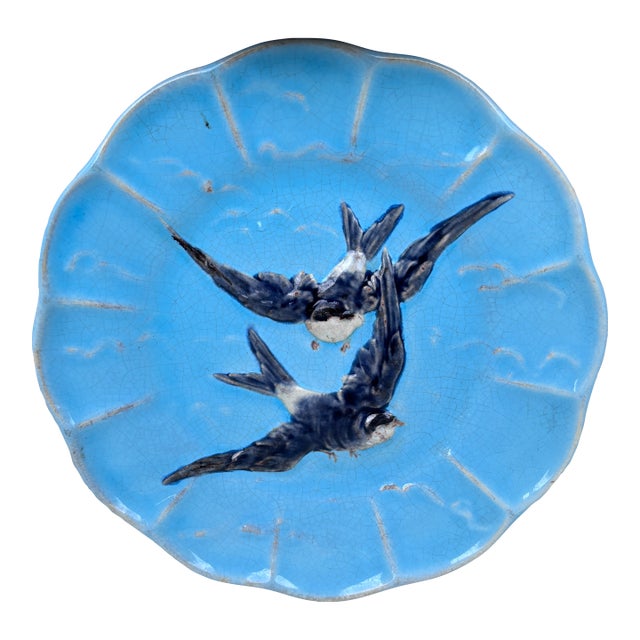 French Majolica Bird Swallow Plate Sarreguemines, Circa 1880 For Sale