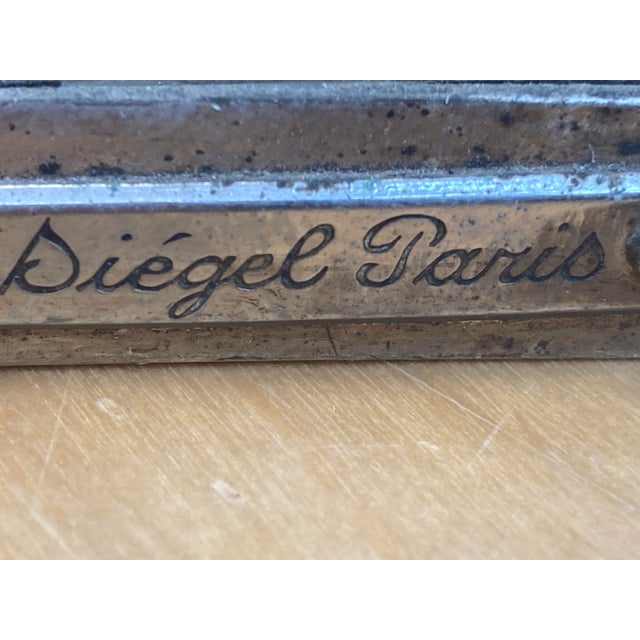 Small French Exhibition Showcase from Siegel For Sale - Image 4 of 15