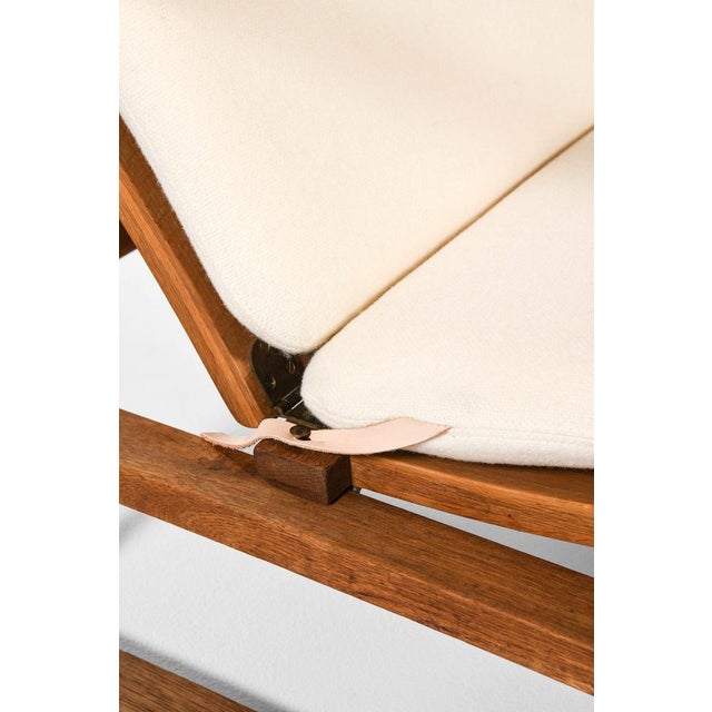 Brown Easy Chairs and Ottomans in Oak and Brass attributed to Børge Mogensen, 1950s, Set of 4 For Sale - Image 8 of 11