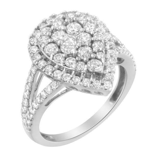 Contemporary .925 Sterling Silver Diamond Cluster Ring (1 1/2 Cttw, H-I Color, I1-I2 Clarity) - Size 6-1/2 For Sale - Image 3 of 7