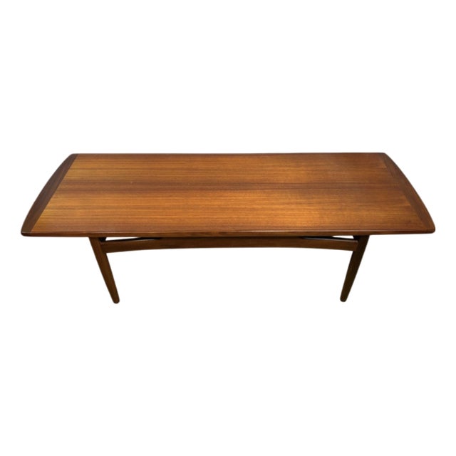Mid-Century Brasilia Coffee Table in Teak by Viktor Wilkins for G-Plan, England, 1960s For Sale