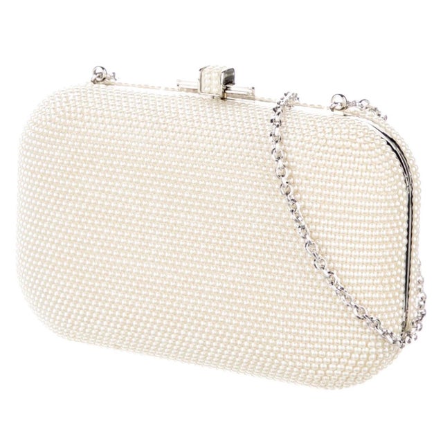 Contemporary 2020s Judith Leiber Slide Lock Crystal Pearl Ivory White Shoulder Clutch Evening handBag Minaudière For Sale - Image 3 of 10