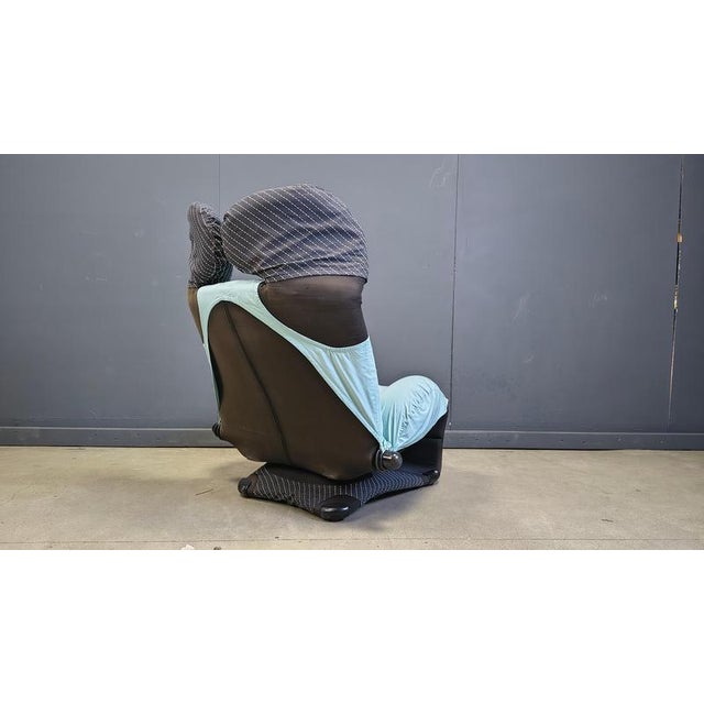 Wink Easy Chair by Toshiyuki Kita for Cassina, 1980s For Sale - Image 11 of 17