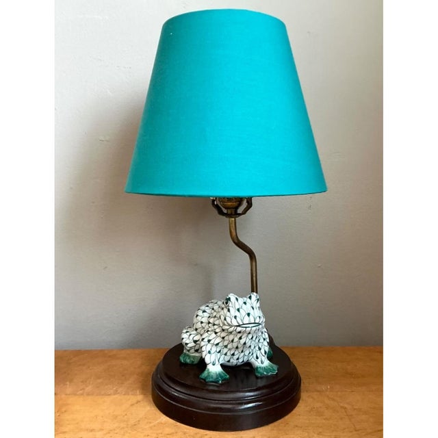 Late 20th Century Vintage Ceramic Frog Table Lamp For Sale - Image 5 of 12