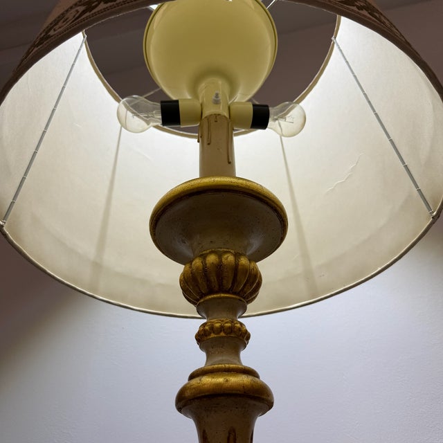Wood Large Italian Florentine Floor Lamp in Gilded Wood, 1960s For Sale - Image 7 of 12