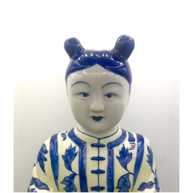 Mid-20th Century Chinese Hand-Painted Porcelain Court Figures – Pair For Sale - Image 4 of 12