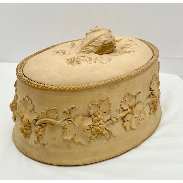 Mid 19th Century Beautiful Unusually Large Size Antique Wedgewood Caneware Game Pie Dish - "Terrine" Circa Mid 19th Century For Sale - Image 5 of 17