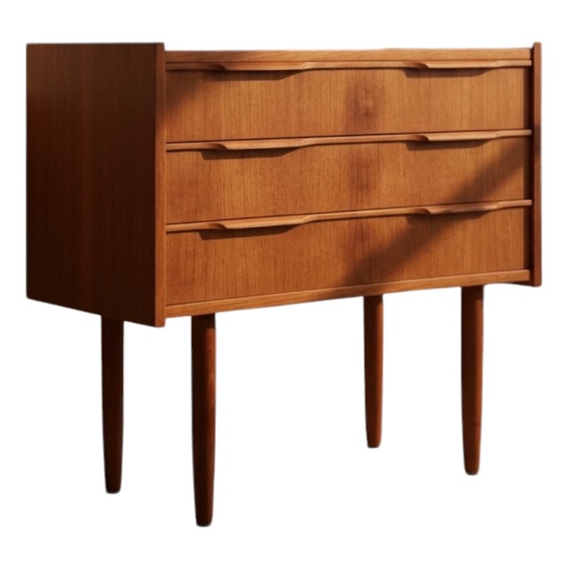 Small Teak Chest of Drawers from Ejsing Møbelfabrik, Denmark, 1960s For Sale