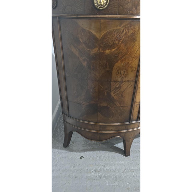 Antique Demi Lune Sideboard in Yew Wood, 1910 For Sale - Image 10 of 18