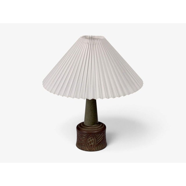 1960s Mid-Century Modern Pm Keramik, Tall Table Lamp, Green and Brown Carved Ceramic For Sale - Image 4 of 11
