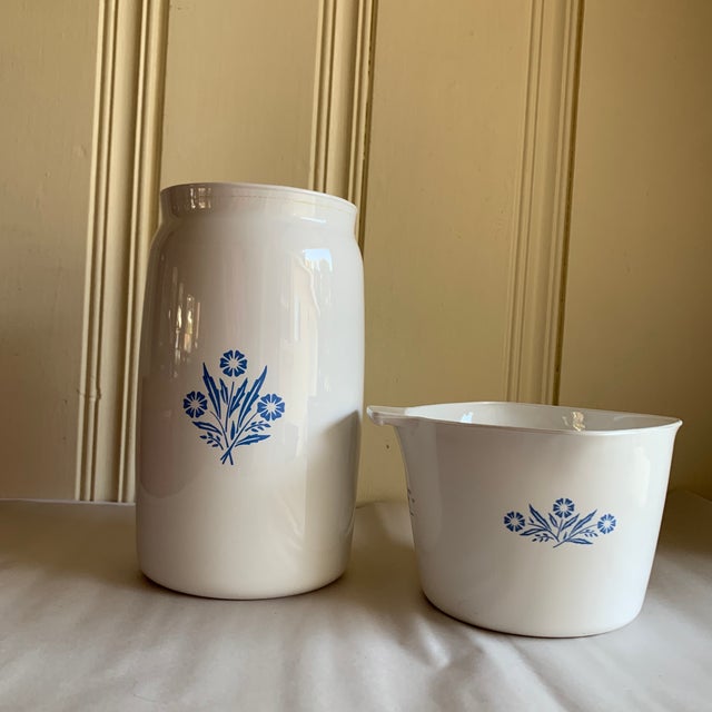 Classic Vintage Corning Blue White Kitchen Vessels Set Of Two