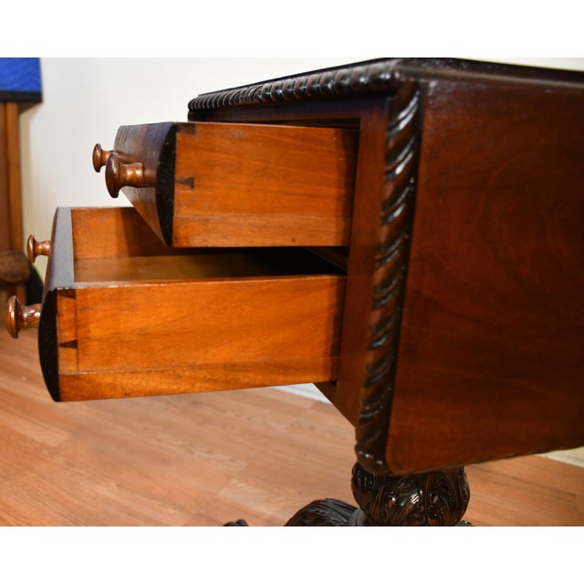 Wood 1910s Antique American Empire Mahogany Pembroke Drop-Leaf Work Table / Side Table For Sale - Image 7 of 18