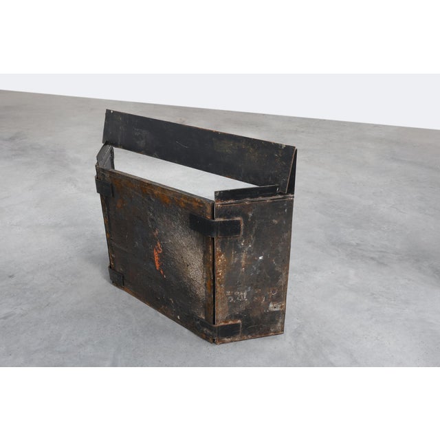 Antique Rococo Style Fireback in Cast Iron, France, 1780 For Sale - Image 13 of 16