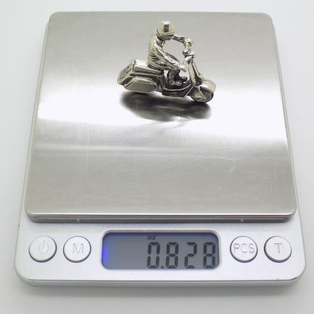 Vintage Italian Handmade Genuine Silver Iconic Vespa Scooter Figurine Sculpture, Made in Arezzo (Ar, Tuscany) For Sale - Image 9 of 10
