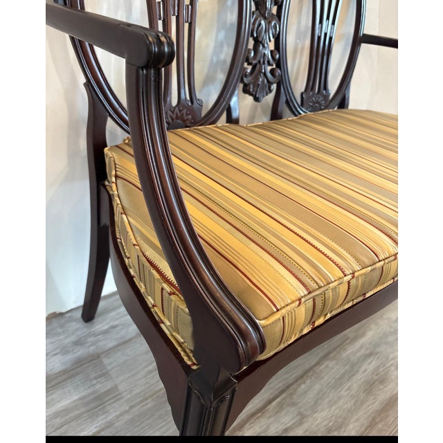 A George III Style Hand Carved Mahogany Settee, Late 19th Century For Sale - Image 10 of 11