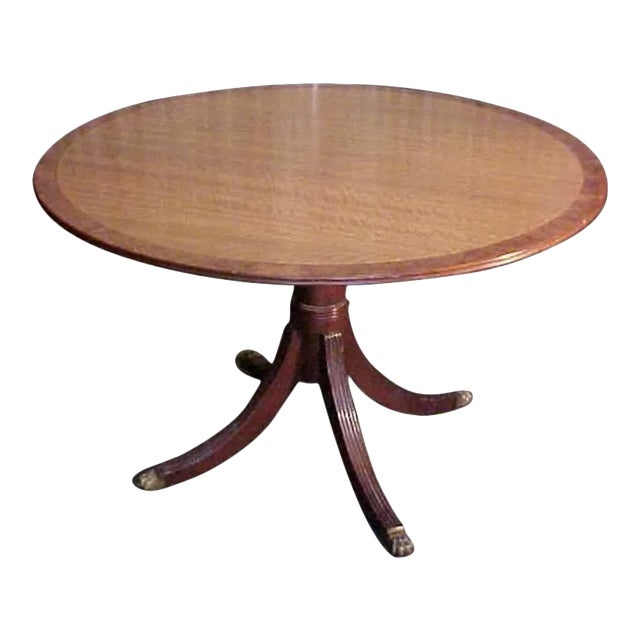 Antique Tycoons Refined Detailed English George III Satinwood Burl Border Round Dining Table -19th C For Sale