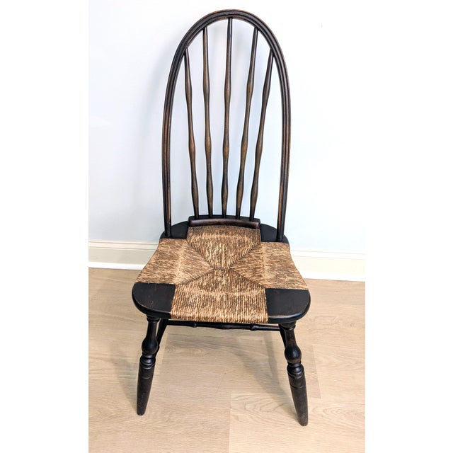 English Antique Windsor Side Chair Bow Back in John Wanamaker Style For Sale - Image 3 of 11