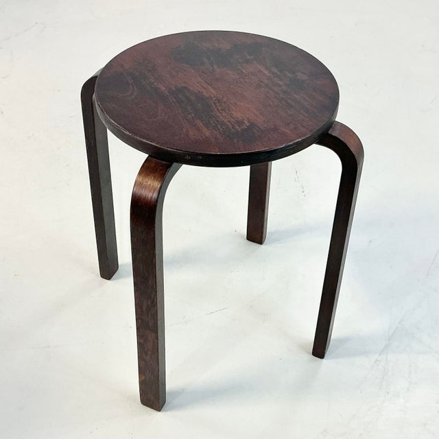 1980s Vintage Danish Modern “Dot” Tripod Bentwood Stool or Drinks Table After Arne Jacobsen. For Sale - Image 9 of 10