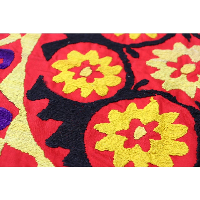 Vintage Hand Embroidered Suzani Wall Hanging, 1920s For Sale - Image 4 of 11
