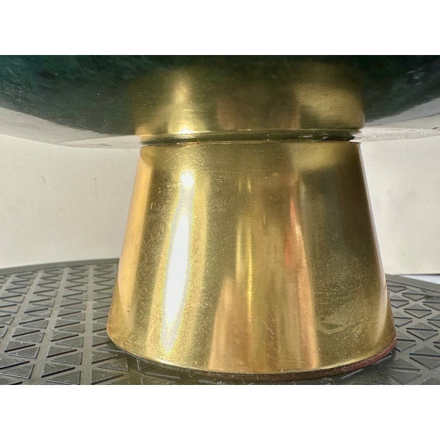 2020s Contemporary Green Marble Bowl on Brass-Cladded Base -Ralph Lauren-. For Sale - Image 5 of 9