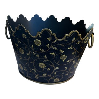 Vintage Chinoiserie Hand PaintedToleware Cache Pot For Sale