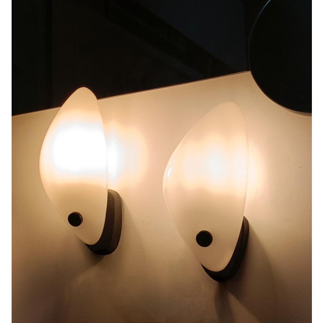Metal Space Age White and Black Wall Lamps, Italy, 1970s, Set of 2 For Sale - Image 7 of 8