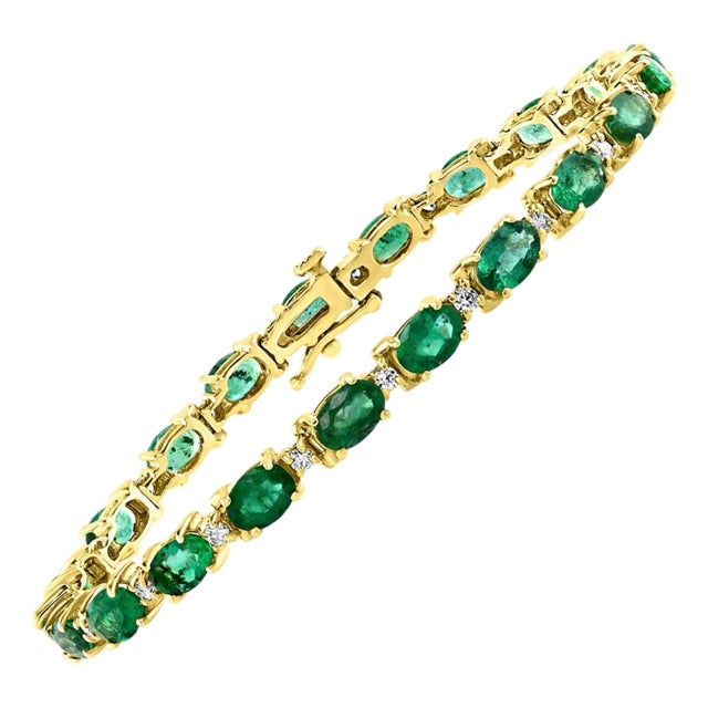 8 Carat Emerald and Diamond Tennis Bracelet 14 Karat Yellow Gold For Sale